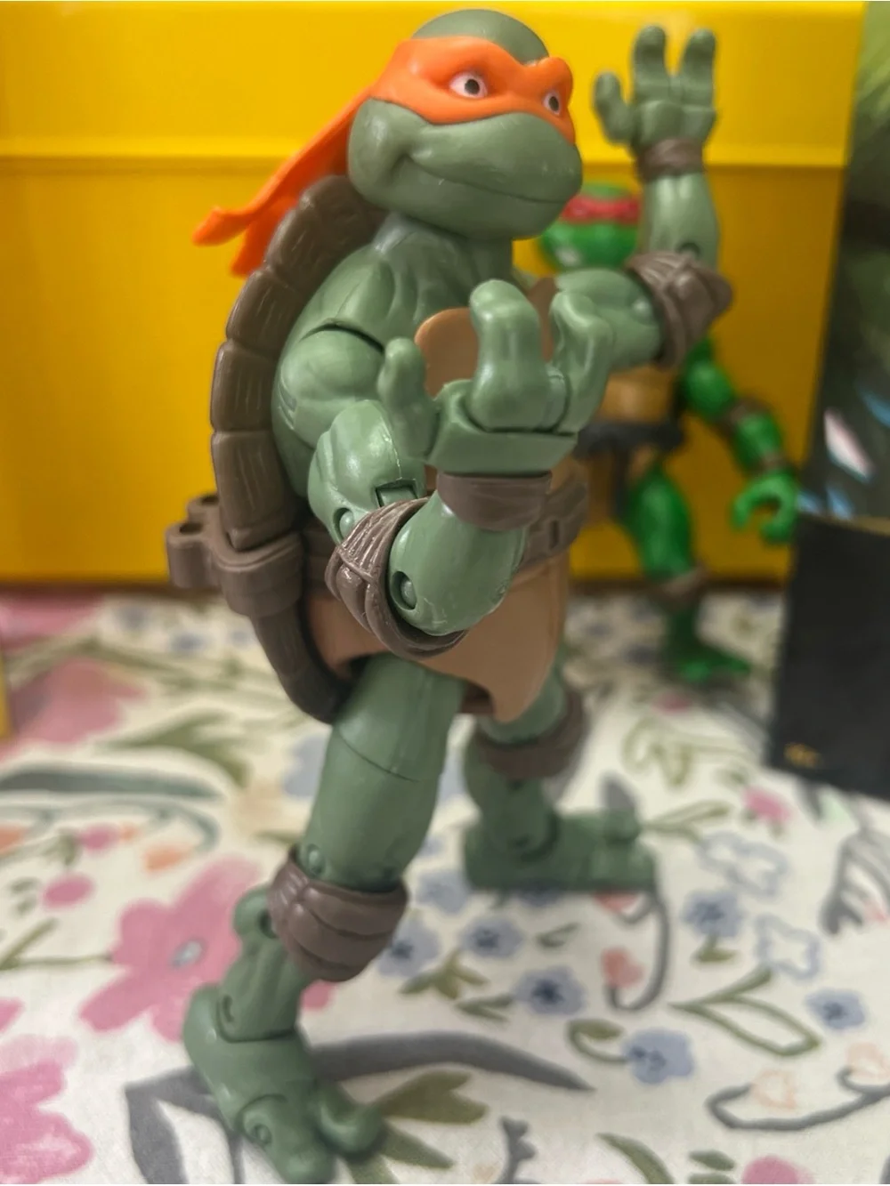 Playmates Toys Teenage Mutant Ninja Turtles Classic Collection Michelangelo, 7in